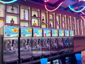 เครื่องทำน้ำแข็งปั่น 3 ถัง เครื่องทำเครื่องดื่มแช่แข็ง เครื่องทำน้ำแข็งเกล็ดหิมะ 3 โถ เครื่องทำน้ำแข็งปั่นแบบตั้งโต๊ะ สำหรับน้ำอัดลม - Product Image 5