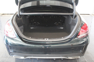 Auto Usado 2019 Mercedes Benz C260L Sedán Gasolina Automático Volante a la Izquierda <span class=keywords><strong>Compra</strong></span> Directa Envío Global - Product Image 3