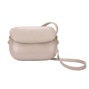 Sac à bandoulière rétro minimaliste en PU pour femme, sac multifonctionnel pour femme, sac à main uni pour femme - Product Image 5