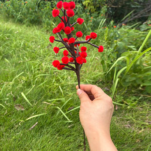 Cepillo de limpieza de Pipa de Pascua de Navidad, venta de fábrica, flor de simulación de fruta de La Fortuna terminada, varilla trenzada hecha a mano roja - Product Image 1