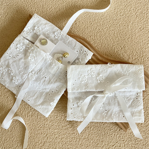 Sacchetti in Cotone Bianco con Pizzo, <span class=keywords><strong>Buste</strong></span> <span class=keywords><strong>Regalo</strong></span> per Caramelle, Bomboniere per Feste e Matrimoni, Eleganti Sacchetti di Lusso con Ricamo Floreale - Product Image 1
