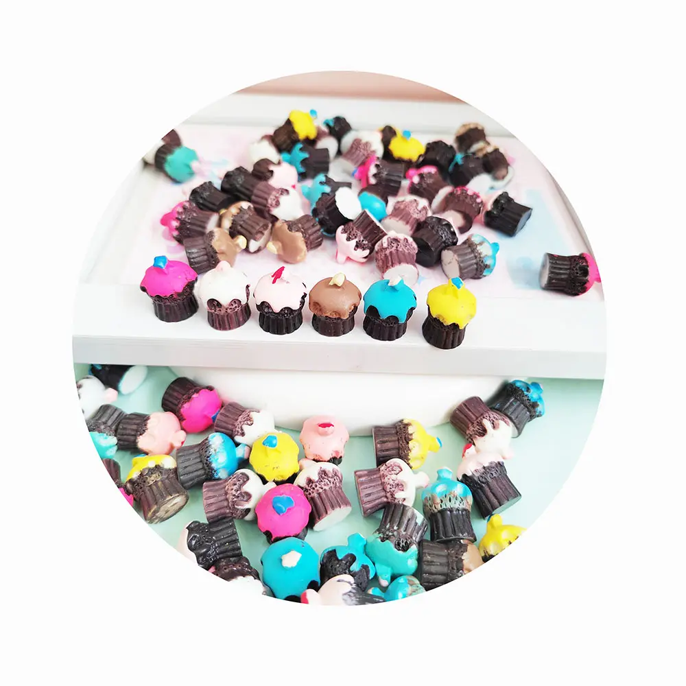 100 pezzi Mini Cupcake in resina Kawaii casa delle bambole miniature forniture artigianali per accessori da giardino fate da te