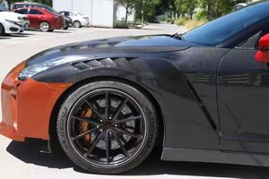 ZHONGHONG ชุดแต่งกันชนหน้าคาร์บอนไฟเบอร์แบบแห้ง สไตล์ Nismo สำหรับ Nissan GT-R R35 ปี 2017-2022 ติดตั้งได้โดยตรง พร้อมรับประกัน 180 วัน - Product Image 6