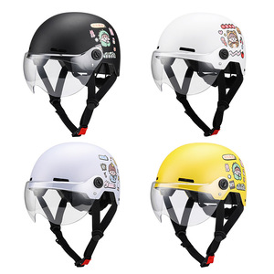 Casque Demi-Face en ABS avec Doublure en Polystyrène Expansé, Fermeture Rapide, Taille Unique, Design Graphique, Casque de Moto - Product Image 2
