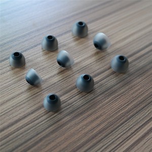 Embouts auriculaires en silicone de 3.8mm, bicolores, protection intra-auriculaire, pour écouteurs MP3, écouteurs de téléphone portable, trois couleurs disponibles - Product Image 4