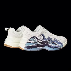 Chaussures décontractées unisexes de haute qualité, chaussures de course épaisses tendance pour hommes et femmes, baskets blanches tendance, chaussures de marche - Product Image 1