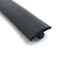 Xinhong XHGF-EPDM Segel Karet EPDM Hitam Tahan Cuaca Bentuk T dengan Duri Pengunci Otomatis untuk Celah Panel Surya Modul PV