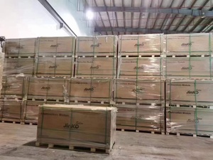 JINKO แผงเซลล์แสงอาทิตย์550W 555W 560W โมโนโมดูล PV แบบสองช่อง MBB แบบครึ่งเซลล์ดั้งเดิม - Product Image 5