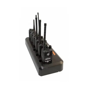 Chargeur multi-unités six voies pour talkie-walkie <span class=keywords><strong>MOTO</strong></span> <span class=keywords><strong>R2</strong></span> DP1400 DEP450 CP200d, compatible PMLN6598B PMLN6588 PMLN6600 PMLN6595 – Nouveauté ! - Product Image 6