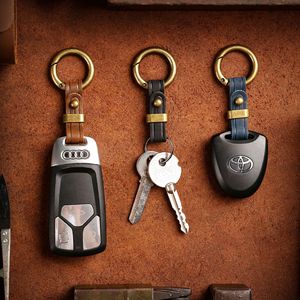 <span class=keywords><strong>Porte</strong></span>-clés de voiture Crazy Horse amélioré pour <span class=keywords><strong>Mercedes</strong></span> - pour Land Rover - <span class=keywords><strong>Porte</strong></span>-clés vintage en <span class=keywords><strong>cuir</strong></span> véritable anti-perte - Product Image 2