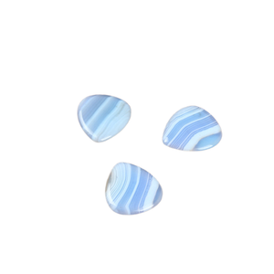 Plectre de <span class=keywords><strong>guitare</strong></span> électro-acoustique personnalisé gravé en pierre semi-précieuse, agate rayée bleue et blanche, accessoires de collier - Product Image 3