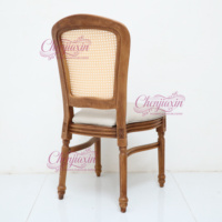 Chaise Louis en résine vintage tendance 2026 pour hôtels et événements, fauteuil de réception facile à assembler, chaise Louis en plastique pour extérieur et mariages