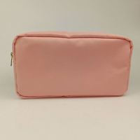 2025 gros personnalisé tissu lettre patchs Nylon fermeture éclair voyage toilette cosmétiques sacs Nylon maquillage pochette