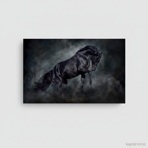 ภาพพิมพ์บนผ้าใบ Black Stallion: ภาพม้าที่มีอารมณ์ขันและดราม่าสำหรับตกแต่งบ้านสไตล์ชนบท, ผ้าใบหุ้มขอบ - Product Image 2