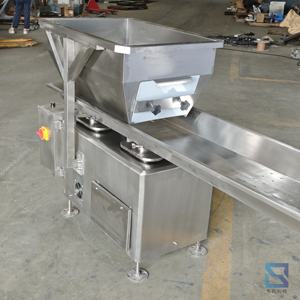 Özelleştirilmiş Elektrikli Hızlı Döner Yatay Hareketli Otomatik Paketleme PLC Gıda Taşıma Titreşimli Plastik Besleme - Product Image 2