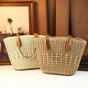 Sac fourre-tout tissé rétro français de luxe 2026 pour femme, panier en paille vintage grande capacité, sac à bandoulière fait main pour la plage - Product Image 4