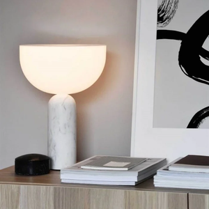 La Lámpara de Mesa Kizu Marble es una Moderna Lámpara de Mesa que le Brinda la Sensación de Estar Iluminada con Luces Cálidas - Product Image 3