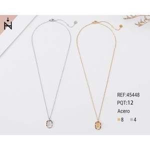 Collier R en Or, Argent et Acier, Pendentif, Bijoux de Mode - Product Image 1