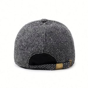 Casquette de baseball d'hiver réglable en coton avec protection auditive pour hommes d'âge moyen et personnes âgées, anti-froid, chaude et épaisse, pour activités sportives en extérieur - Product Image 5
