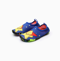 Chaussures d'extérieur d'été en gros, motif dessin animé, respirantes et antidérapantes, chaussettes de plage, chaussettes d'intérieur pieds nus, chaussures souples