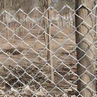 Sistema de Cercas de Seguridad de Eslabones de Cadena Personalizado con Paneles de Malla Metálica y Brazos Angulares para Perímetros Industriales y Agrícolas