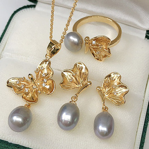 Nuevo Conjunto de Joyería de Perlas de Agua Dulce con Mariposas Chapadas en Oro de 18K para Mujer, Accesorios de Piedras Preciosas Naturales y Modernas - Product Image 5