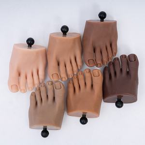 Fábrica <span class=keywords><strong>de</strong></span> alta calidad, venta al por mayor, soporte <span class=keywords><strong>de</strong></span> Base estable sin pies <span class=keywords><strong>de</strong></span> silicona suave, herramientas <span class=keywords><strong>de</strong></span> práctica <span class=keywords><strong>de</strong></span> pedicura <span class=keywords><strong>para</strong></span> manicura, pies <span class=keywords><strong>de</strong></span> <span class=keywords><strong>uñas</strong></span> - Product Image 2