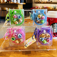 Vente en gros de porte-clés amusants en plastique en forme de requin gourmand, machine à pêche, tableau de peinture et de dessin pour enfants, cadeaux à suspendre