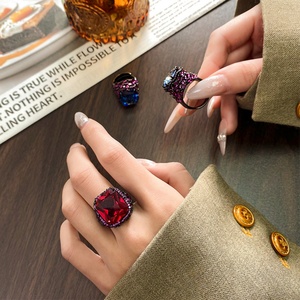 High Quality Jewelry Eco-friendly Copper 14*16mm Red Corundum Zircon Black Gold Plated Flower Open Adjustable Rings for Women - Product Image 4