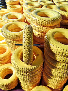 <span class=keywords><strong>Rueda</strong></span> de <span class=keywords><strong>carretilla</strong></span> plana 350-8 Rodamiento de bolas <span class=keywords><strong>Rueda</strong></span> de <span class=keywords><strong>carretilla</strong></span> de PU con borde de acero para cortadoras de césped para trabajos de construcción - Product Image 4