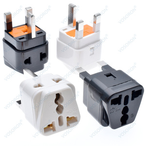 <span class=keywords><strong>Adattatore</strong></span> da Viaggio Universale con Spina UK 3 Pin Tipo G 13A a 5 Prese <span class=keywords><strong>per</strong></span> America, Corea, Francia, Europa, Regno Unito - Product Image 1