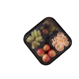 4 डिब्बों डिस्पोजेबल वर्ग प्लास्टिक काले खाद्य पैकेजिंग सलाद कंटेनर ढक्कन के साथ अनुकूलन प्लास्टिक फल बॉक्स
