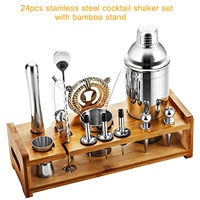 Vente en gros JINGDUN JD-AMS12 Ensemble de shaker à cocktails moderne en acier inoxydable 24 pièces avec support en bambou 750 ml Kit de barman Accessoires de bar