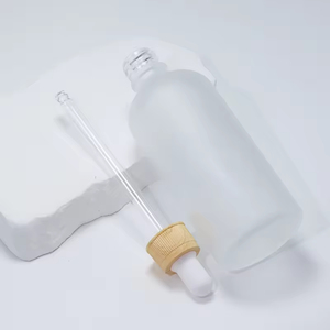 Botella de Vidrio Esmerilado Transparente para Aceites Esenciales de 5 ml, 10 ml, 15 ml, 20 ml, 30 ml, 50 ml, 100 ml con Gotero de Plástico y Tapa de Bambú - Product Image 3