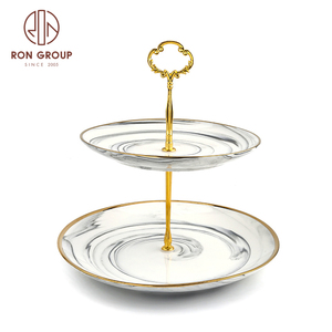 Vajilla de porcelana para fiesta de boda, plato de postre con borde dorado y rosa, cena redonda de cerámica de 3 niveles - Product Image 3