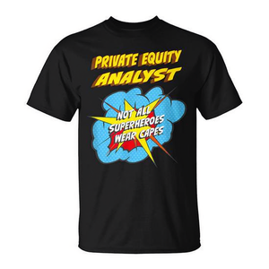 T-shirt da uomo nera con design a tema supereroe per analista di private equity, taglia media - Product Image 2