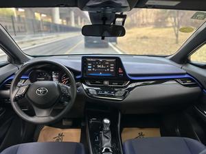 <span class=keywords><strong>Toyota</strong></span> C-HR 2.0L 2019 d'occasion en excellent état – SUV performant, économe en carburant, 5 portes, modèle d'exportation, véhicule fiable pour le transport quotidien - Product Image 6