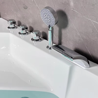 Baignoire de massage à remous autoportante en acrylique de luxe, 1,5 m, en forme de triangle, pour hôtel