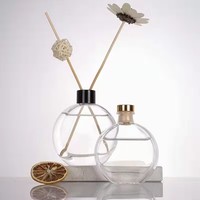 Bouteilles diffuseurs à roseaux en verre à design plat, 50ml, 100ml, 150ml, avec bouchon, pour l'emballage d'huiles parfumées - Vente en gros