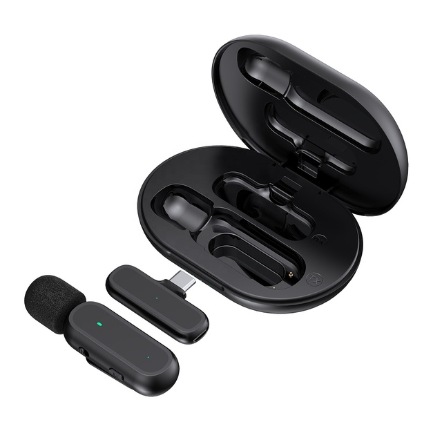 Professional Omnidirectional Clip-on Wireless Lavalier Microphone Type C Connector Plug-and-Play for Interview Vlog YouTube