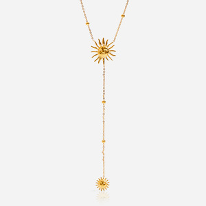 Collier chaîne Y avec pendentif soleil visage souriant en acier inoxydable plaqué or 18 carats, moderne et minimaliste, certifié CE, pour les fêtes - Product Image 1