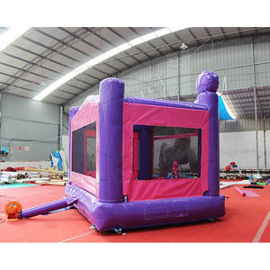 Château gonflable violet arc-en-ciel avec cheval pour location commerciale, idéal pour les fêtes en extérieur - Product Image 5