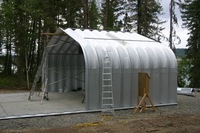 Structure légère en acier cintrée conforme aux normes ASTM pour applications de ponts en structure métallique à faible coût
