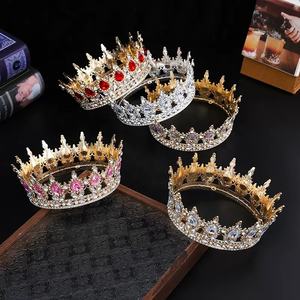 Couronnes de mariée en alliage de strass de haute qualité, best-seller 2026, pour bouquets de fleurs, décorations de gâteaux d'anniversaire et de <span class=keywords><strong>mariage</strong></span> - Product Image 3