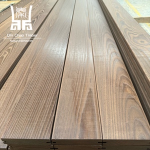 Tarimas de Madera de Fresno Marrón Ecológicas y Modernas con Tratamiento Térmico Natural, Sistema de Cierre por Clic TAP & GO, Tarimas de Madera de Fresno Maciza para Uso en Exteriores - Product Image 2