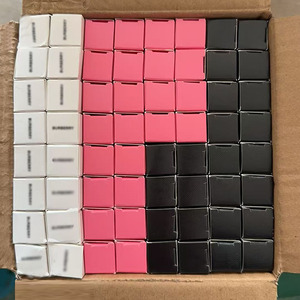 Coffret de 4 parfums classiques Passion Bomb, coffret de parfums originaux, vente en gros, mini-parfums de haute qualité - Product Image 5