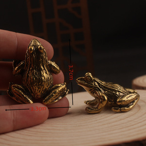 Ornement de bureau en laiton Princesse Grenouille, lot de 2, style rustique, figurine de thé, décoration de salon - Product Image 4
