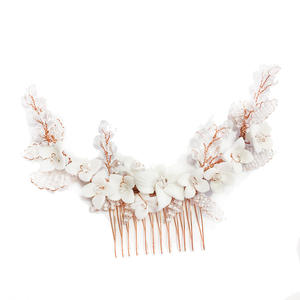 Peigne de cheveux de mariée en porcelaine blanche, vintage RE3737, fait à la main, perles en cristal, pour mariage, ornements de princesse, demoiselle d'honneur - Product Image 3