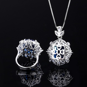 Ensemble de bijoux de fête pour femmes en cuivre écologique, motif floral, 12*16mm, avec zircon cubique bleu, comprenant une bague et un collier - Product Image 6