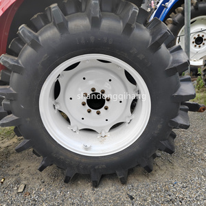 China Precio de fábrica YTO 80HP 4WD Agricultura Tractor agrícola Coche - Product Image 5